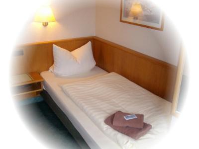 Gasthof Stern Burgsinn Bilik gambar